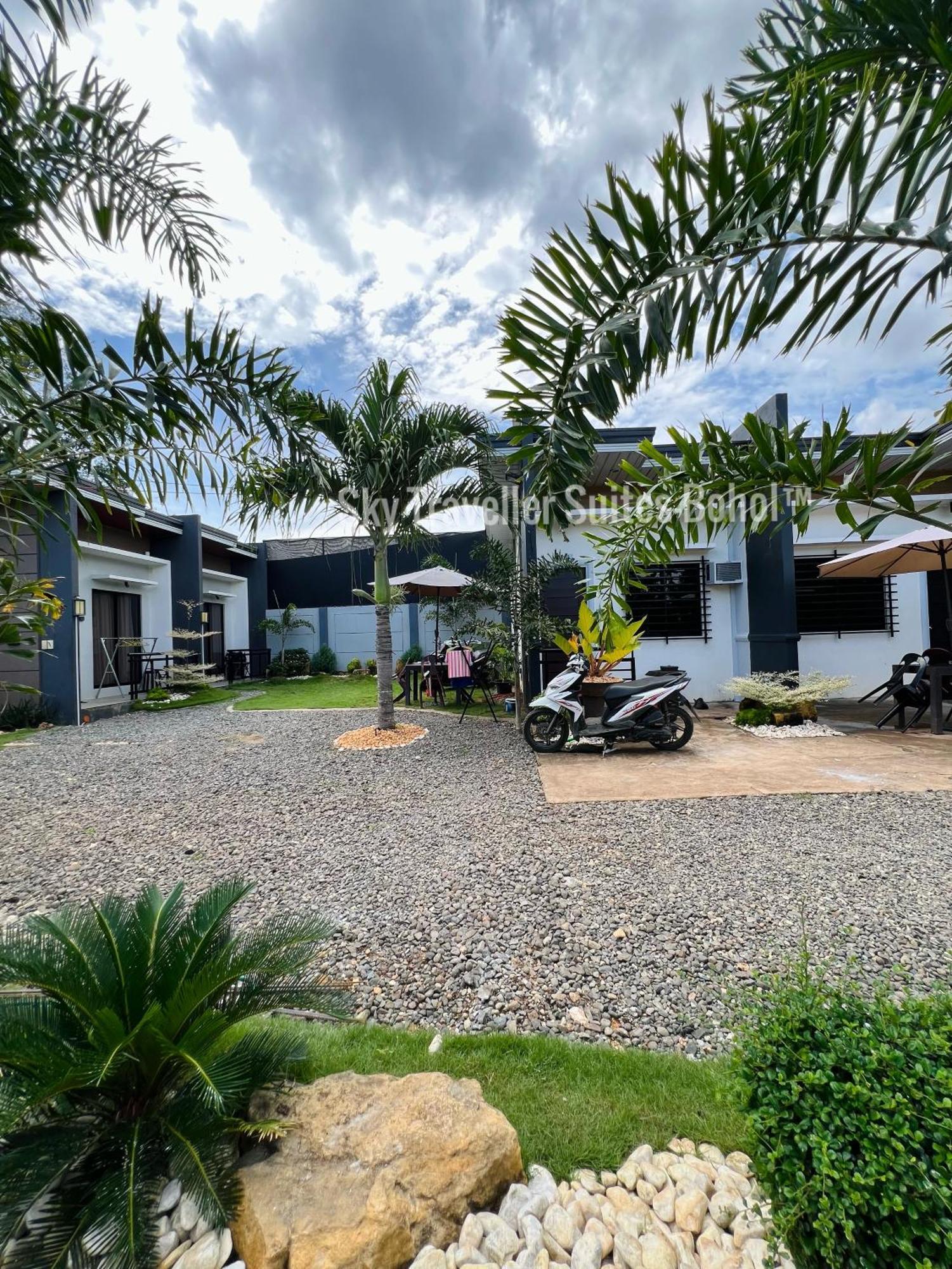 Sky Traveller Suites Panglao Dış mekan fotoğraf